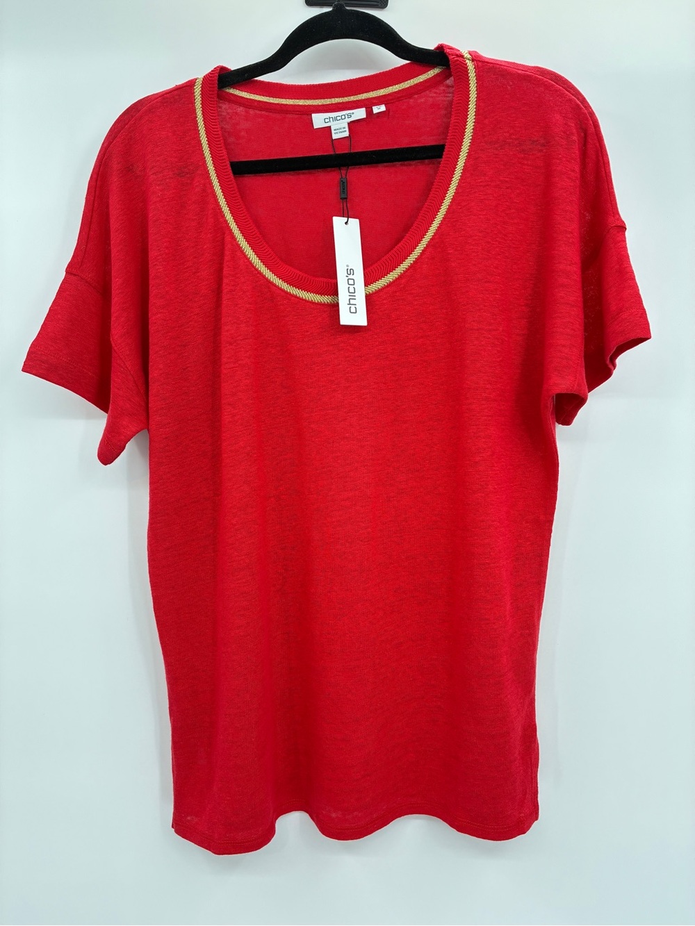 Chico’s Women’s Red Linen Shirt Top Gold Trim Round Neck Size 1 8/10 NWT